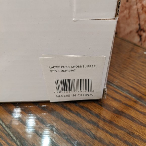 Steve Madden Criss Cross Slippers BLACK Size Large 9-10 NEW in BOX - Picture 8 of 11